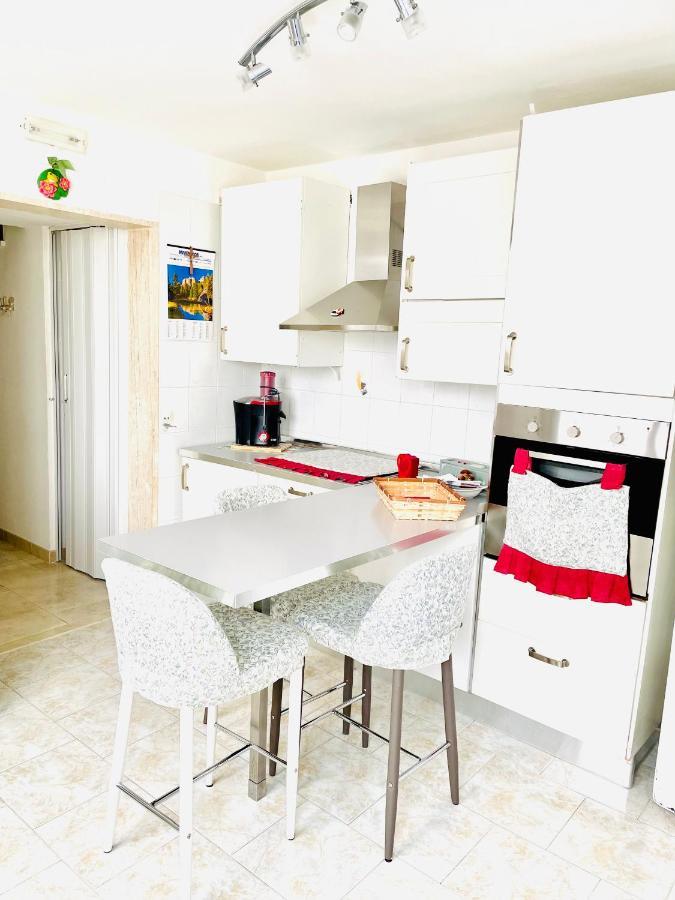 Relax House Villa Бари Екстериор снимка